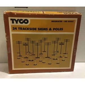 Vintage 1975 Tyco Ho Scale Electronic train 24 track signs and poles kit set